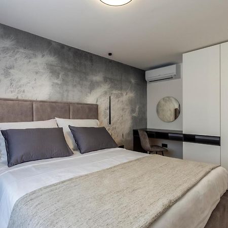 Apartman Izis Centar Pule Πούλα Εξωτερικό φωτογραφία