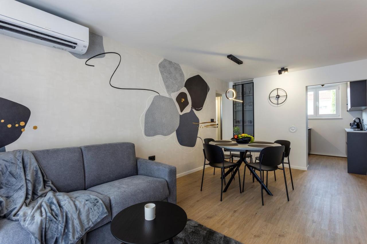 Apartman Izis Centar Pule Πούλα Εξωτερικό φωτογραφία